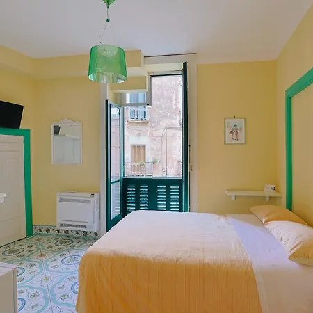 Residenze Storiche Vestuti Eboli