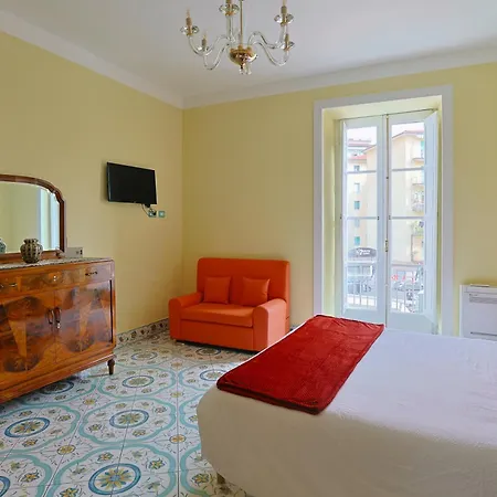 Residenze Storiche Vestuti * Eboli